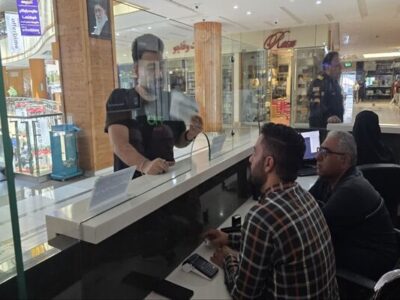 میز خدمت عوارض نوسازی و مشاغل در مجتمع تجاری اطلس مستقر شد