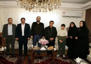 دیدار شهردار منطقه ۴ تبریز با خانواده شهید والامقام مهدی روکش