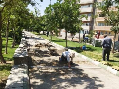کفسازی ۳۱۵۰ مترمربعی پیادهراههای پارک تلاش آغاز شد
