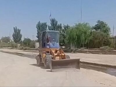 لایروبی مهرانهرود و بارگیری ۱۴۰ تن لجن و ماسه طی چند روز اخیر