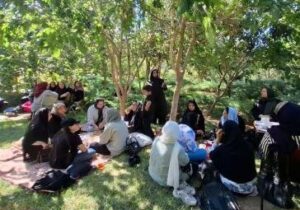 "ترویج سبک زندگی سالم با برگزاری کارگاه تغذیه" در پارک بانوان شمس تبریزی
