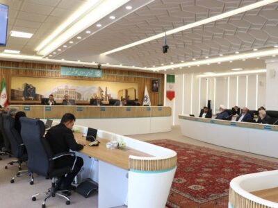 واگذاری ۴۹ دستگاه اتوبوس جدید به بخش خصوصی/لایحه تفریغ بودجه سال ۱۴۰۴ شهرداری تبریز تقدیم شورا شد