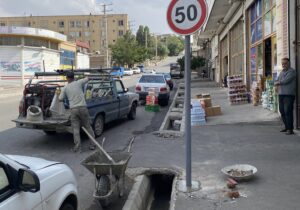 علائم راهنمایی و رانندگی در مسیرگشایی شهید سعیدی نصب شد
