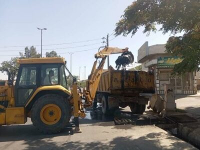 عملیات لایروبی و پاکسازی کانال اخماقیه در منطقه ۷ تبریز