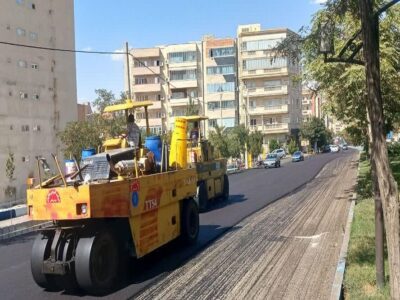 توزیع ۲۹۶ هزار و ۶۶۵ تن آسفالت در ۸۵۱ محله و معبر تبریز از ابتدای سال جاری