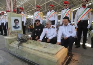 تجدید میثاق آتش‌نشانان تبریز با آرمان‌های انقلاب اسلامی و شهداء