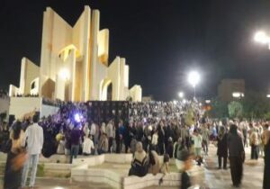 ویژهبرنامه بزرگداشت شعر و ادب فارسی استاد شهریار با حضور شهروندان برگزار شد