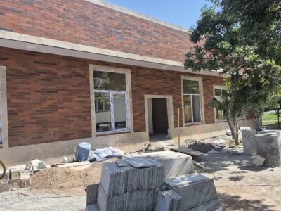 محوطه فرهنگسرای شمس آباد کفسازی شد