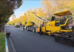 تداوم اجرای آسفالت ریزی لاین برگشت باند کندرو جاده ائل گلی