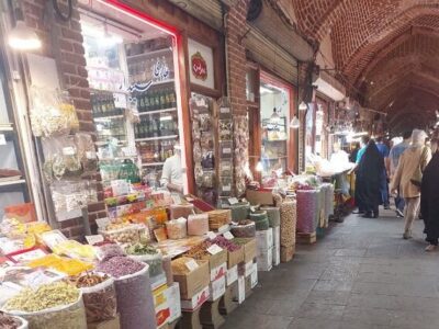 ساماندهی بساط‌چینی اصناف در بازار شیشه‌گرخانه