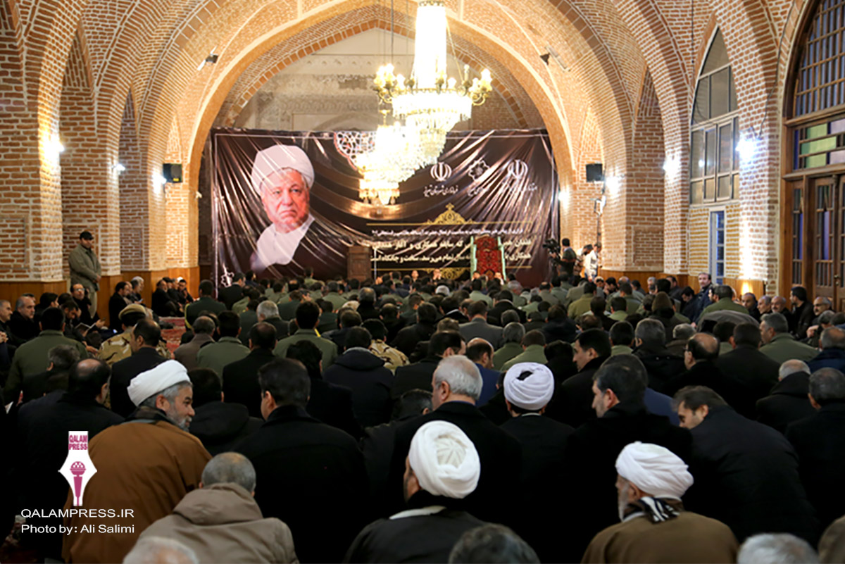 مراسم بزرگداشت آیت الله هاشمی رفسنجانی در تبریز / گزارش تصویری