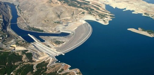 ریزگردهای ایران نتیجه ساخت ۲۳ سد بر روی رود فرات توسط ترکیه است