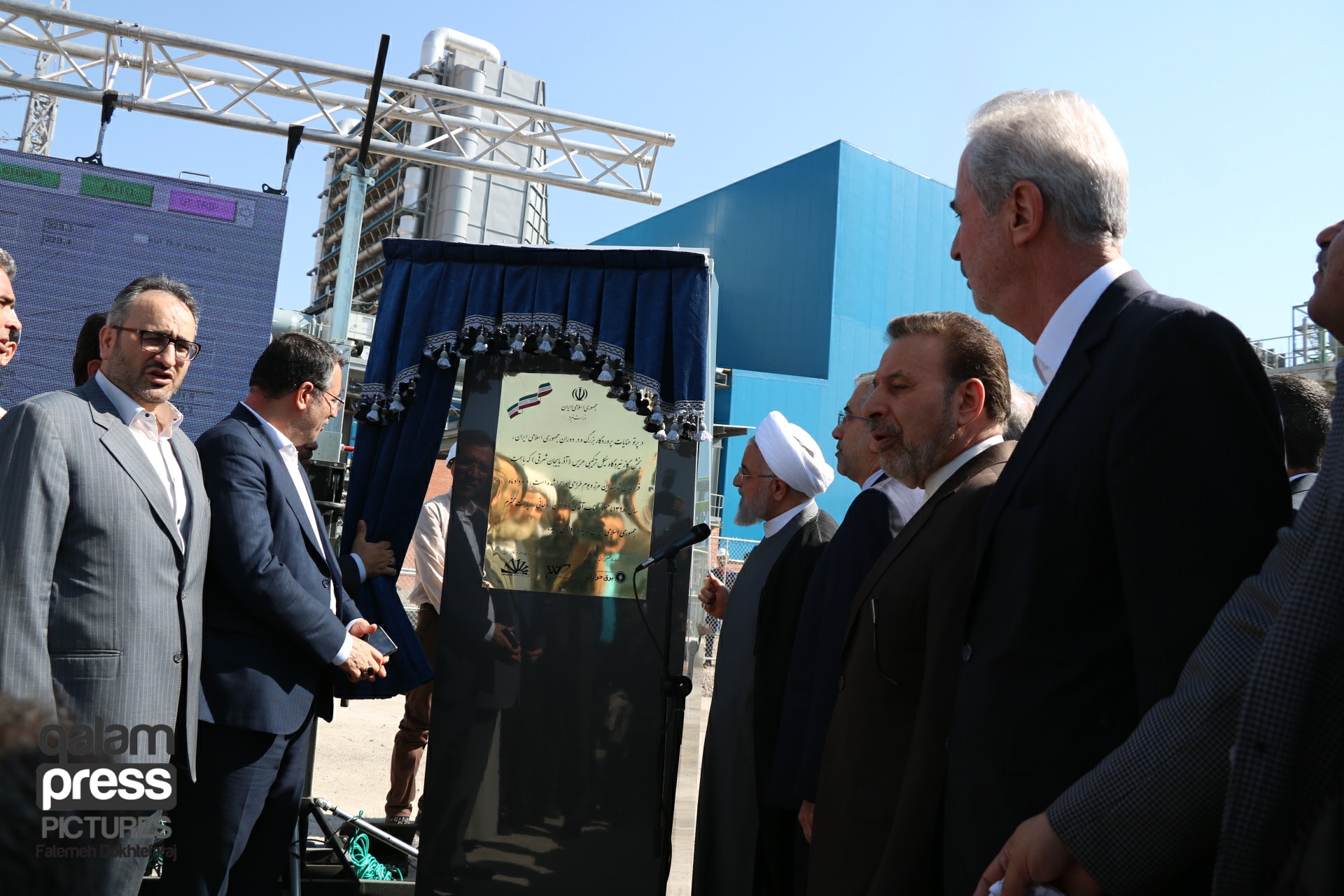 افتتاح فاز نخست نیروگاه سیکل ترکیبی هریس با حضور رئیس جمهور