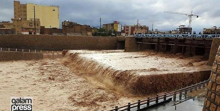 احتمال وقوع سیل و آذرخش در مناطق مختلف آذربایجان شرقی