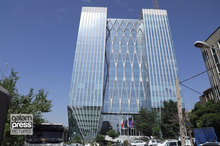ارزش معاملات به بیش از ۲۱۶ هزار و ۴۱۲ میلیارد ریال رسید/ صدرنشینی گروه فرآوردههای نفتی در تالارشیشهای