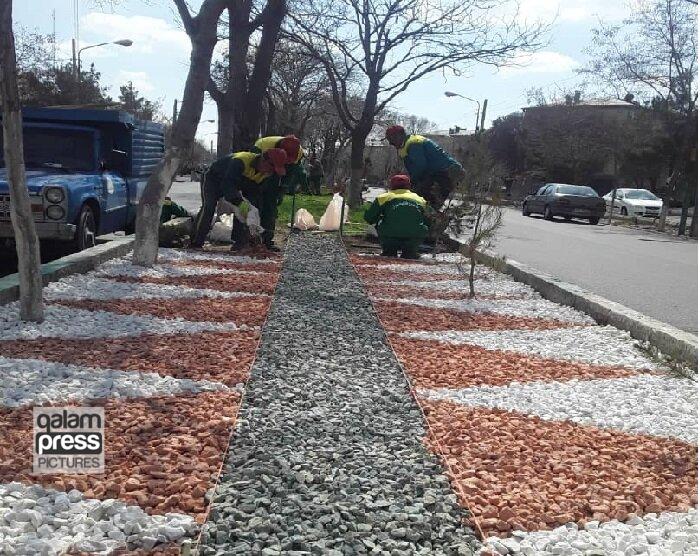 ترسیم نقش و نگار بهاری بر معابر غرب تبریز