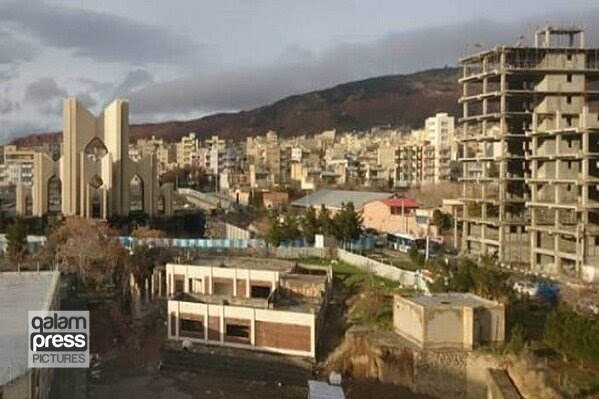 مقبرهالشعرا، قربانی بلندپروازی ها
