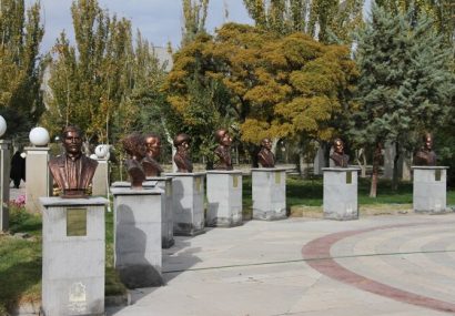 نصب سردیس ۱۴ تن از شعرای آیینی در پارک طوبی تبریز