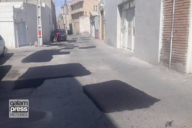 لکهگیری و چالهزدائی کوچههای مشرف به خیابان سیلاب قوشخانه