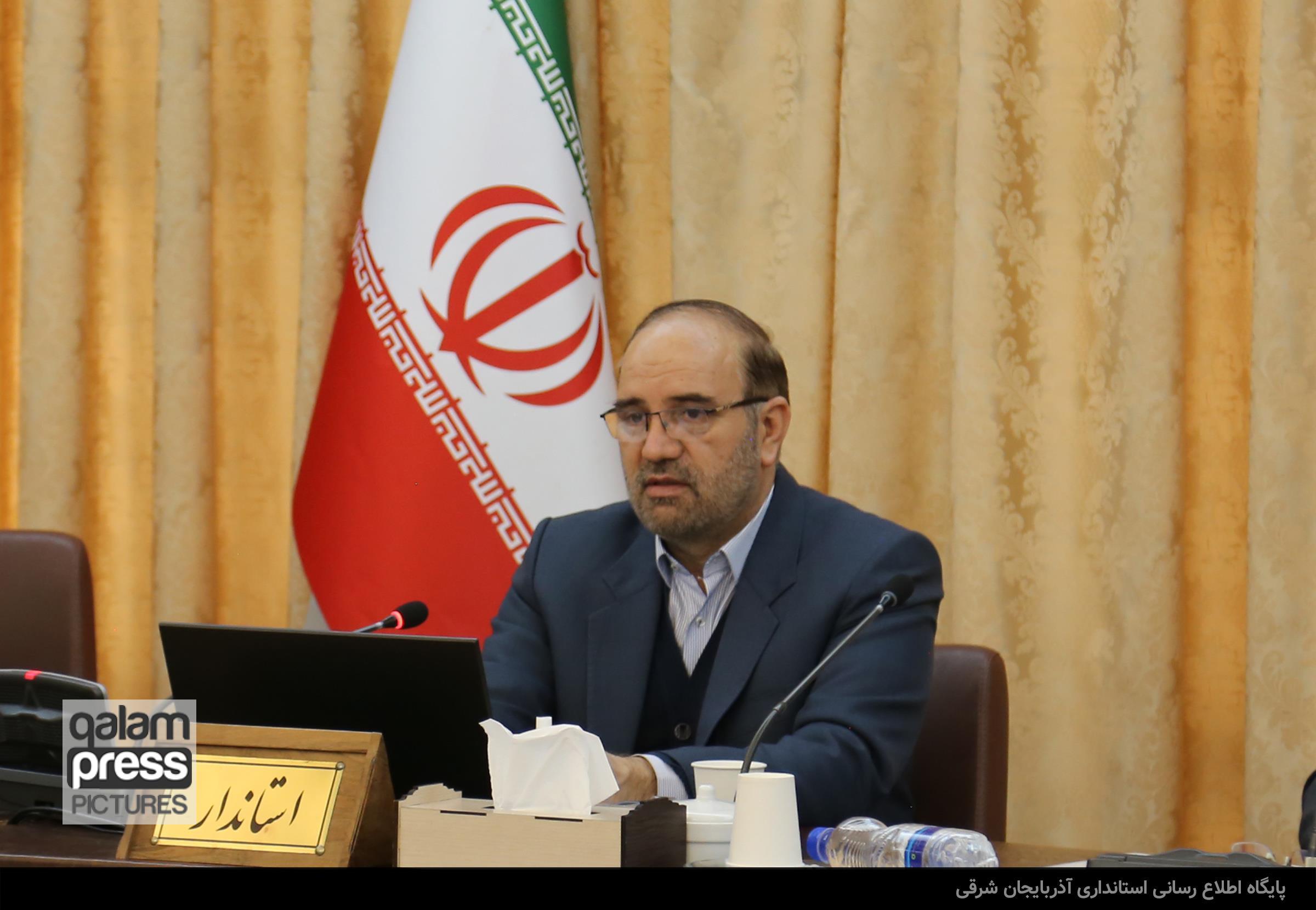فرمانداران با باور قلبی به شعارهای دولت عمل کنند/ از نیروهای با انگیزه انقلابی استفاده کنید/ تعامل به معنای باج دادن نیست