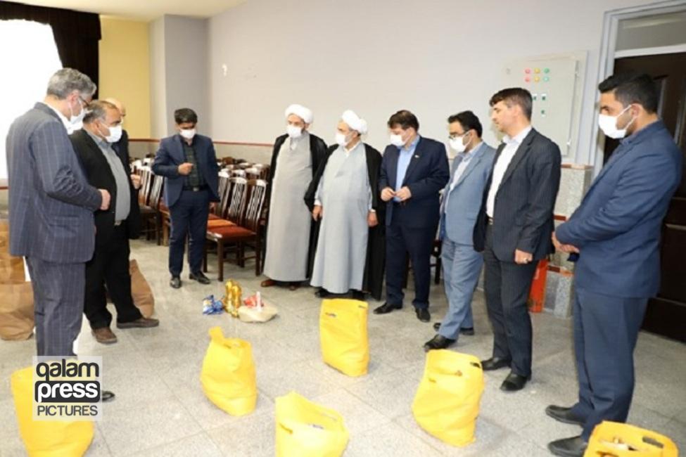 ۴۰۰ بسته کمک مومنانه به همت دادگستری آذربایجان شرقی توزیع شد