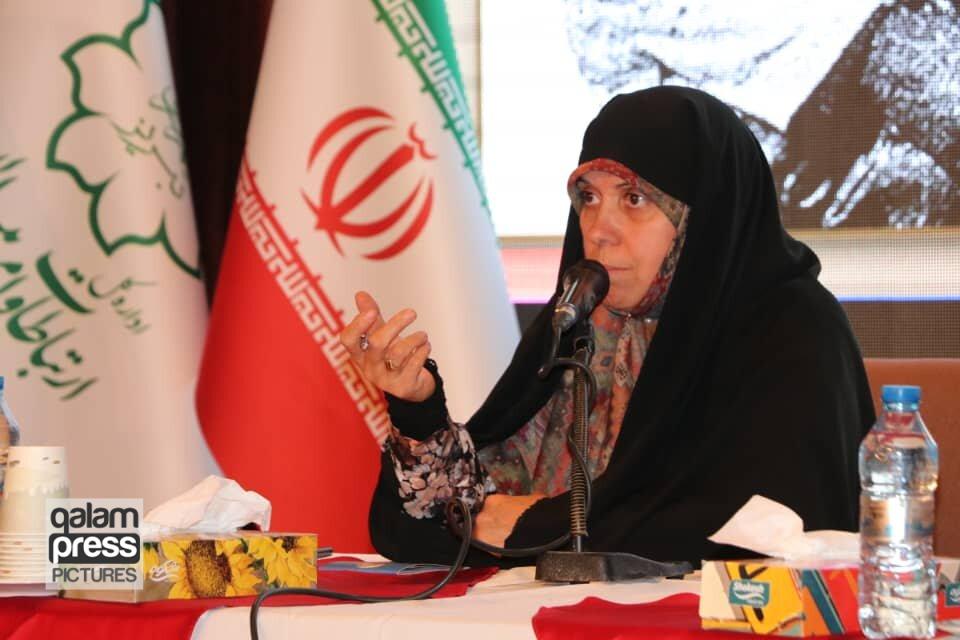 شهرداری باید به برکت حضور فرزندان شاهد، مجموعهای نمونه باشد