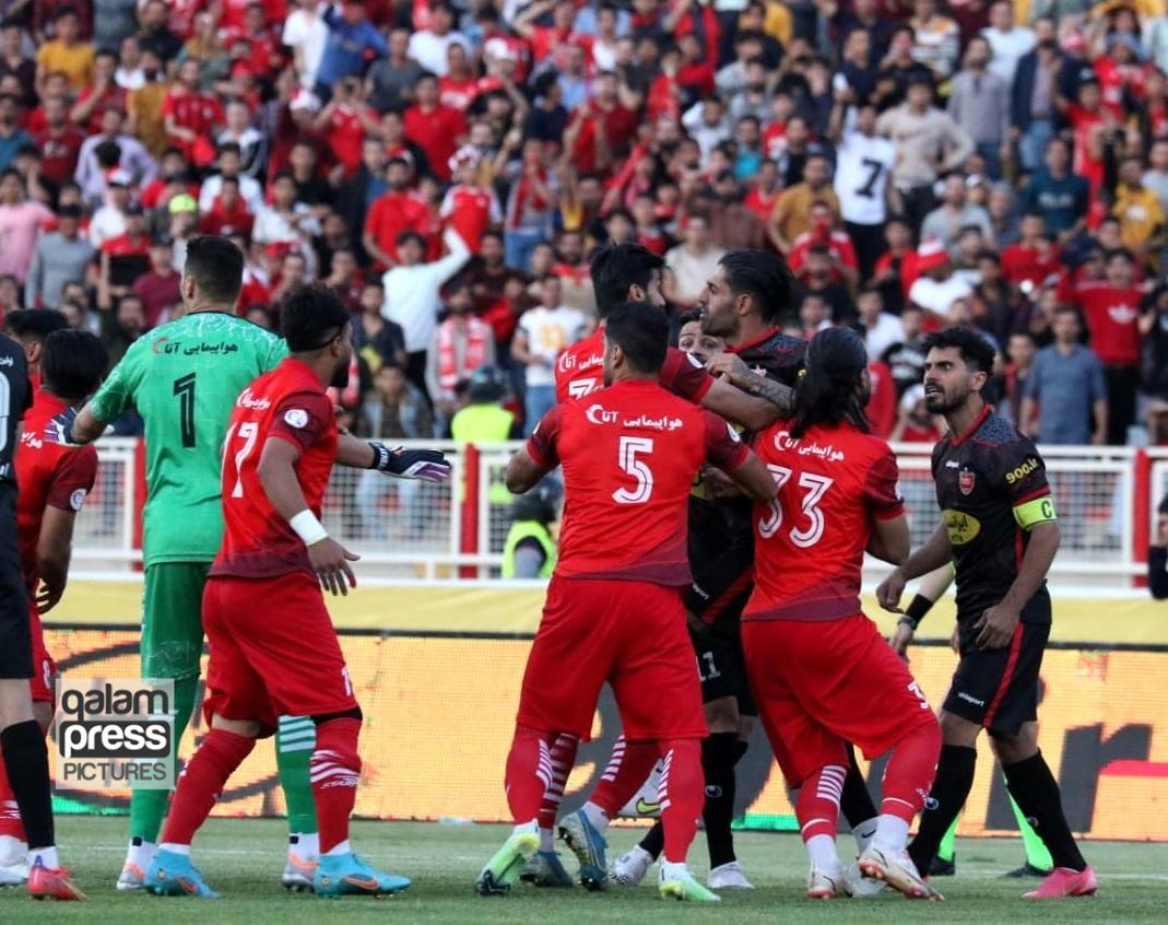 عربشاهی: پرسپولیس با ترکیبی هجومی دنبال پیروزی مقابل شهرخودرو باشد/ بازی تا صبح هم ادامه داشت تراکتور برنده نبود