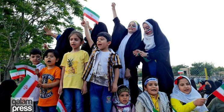 طنین «سلام فرمانده» به زبان ترکی در تبریز/سنه سلام اولسون بو مهدویلردن، سنه سلام اولسون آقا بوآذریلردن