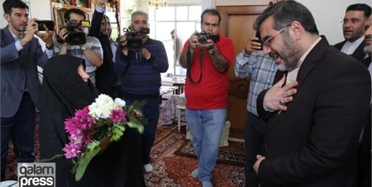 وزیر فرهنگ و ارشاد اسلامی:  امیدواریم شرمنده شهدا نباشیم