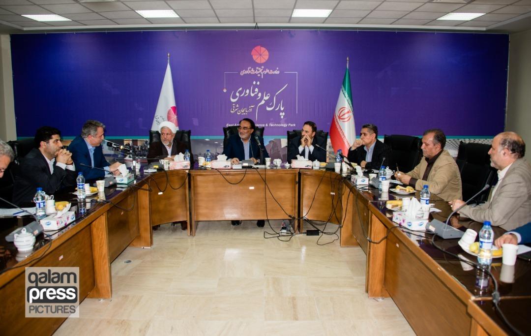 بررسی مشکلات شرکتهای فناور و دانشبنیان استان با حضور دادستان مرکز آذربایجان شرقی