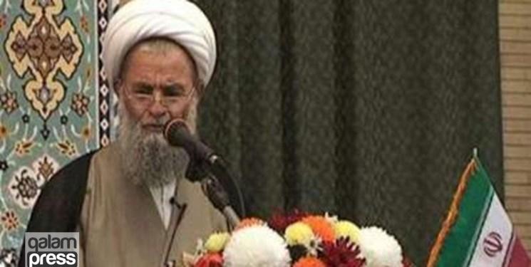 پرداختن به مسأله عفاف و حجاب در فضای مجازی نباید کمتر از فضای حقیقی باشد