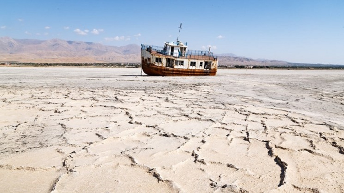 زمان وفا به عهد درباره دریاچه ارومیه رسید/ مسئولان با عمل به وعده تان از اتهام ترک فعل جلوگیری کنید