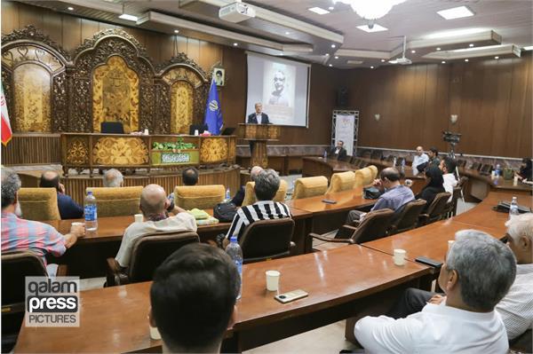 رشد و توسعه جریان فرهنگ و هنر نیازمند تکریم و تجلیل بزرگان است