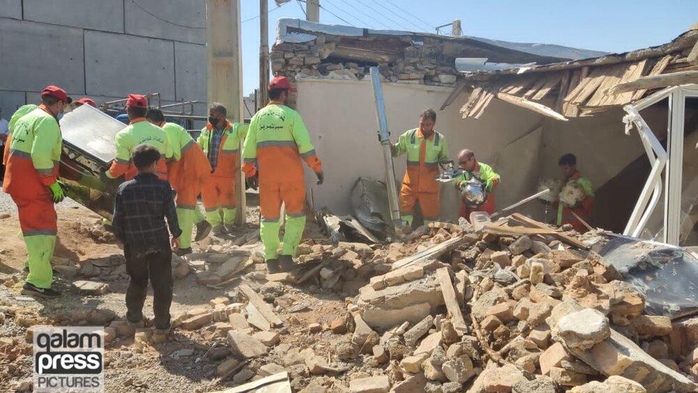 تخریب املاک غیرمجاز  واقع در منطقه اسدگلی
