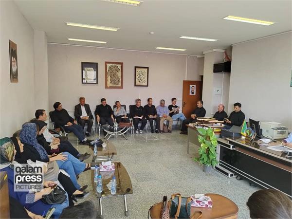 محفل ادبی مشترک هنرمندان مراغه و ملکان برگزار شد