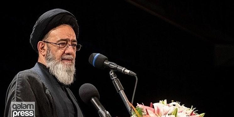 مراقب توطئه های دشمنان باشید /اصناف در دورانهای مختلف همواره در کشور اثرگذار بوده اند