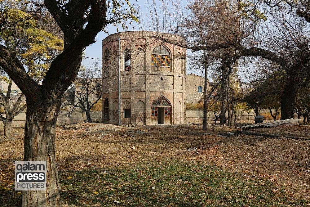 آغاز جابجایی تاسیسات شهری در مسیر پل خلعت پوشان