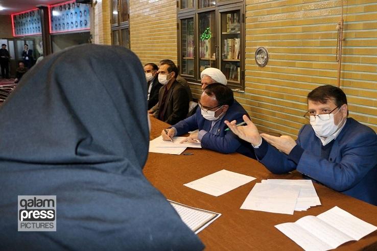 بررسی مشکلات قضایی مردم توسط رئیس کل دادگستری آذربایجان شرقی در مسجد میانه تبریز