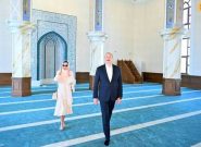 الهام علی‌اف و همسرش در مراسم افتتاح یک مسجد (+عکس)