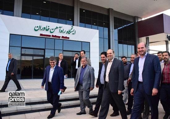 بازدید معاون اجرایی رئیس جمهور از پروژه در آستانه افتتاح ایستگاه راهآهن خاوران و محور ریلی بستانآباد- تبریز