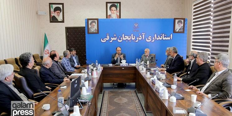 واردات ۱۰۰۰ دستگاه اتوبوس و ماشین آلات سنگین به تبریز منتظر ابلاغ دولت