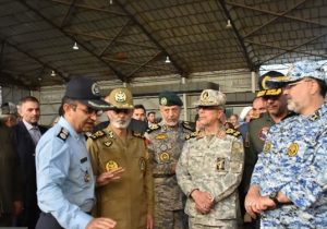 بازدید رئیس ستاد کل نیروهای مسلح از تیپ ۲۵ واکنش سریع تبریز