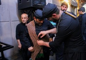 دستجات عزاداری حسینی در بازار تاریخی تبریز