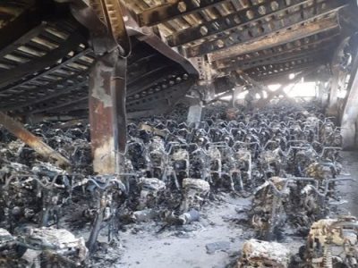 کارخانه تولید موتورسیکت بعد از آتش سوزی در بناب+ تصاویر
