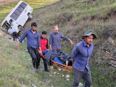 واژگونی مینیبوس با ۱۶ مصدوم در کلیبر