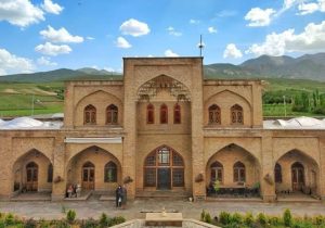 وزیر میراث فرهنگی: محل مناسب برای عرضه صنایع دستی در مرند ایجاد میشود