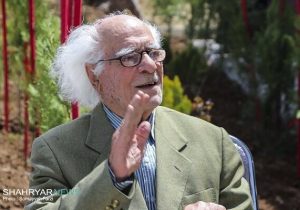 سردیس استاد علی نظمی در مقبره الشعرای تبریز نصب میشود