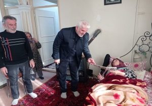 دیدار شهردار منطقه ۱۰ تبریز با خانواده شهید والامقام «شهید مجید سعیدی عباس آباد»