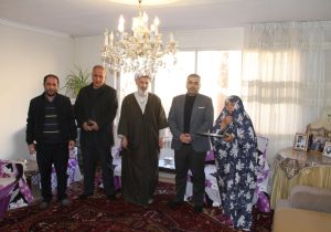 دیدار شهردار منطقه ۳ تبریز با مادر معظم شهید والامقام نادر خوش اخلاق