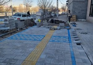 آغاز سنگفرش پیاده‌رو های مسیر چایکنار، حدفاصل پارک امیریه تا پل قاری